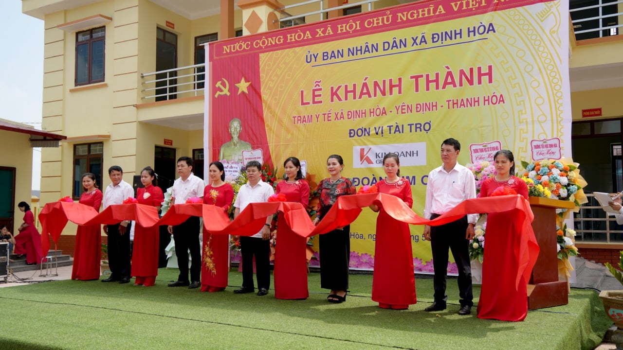 Lễ cắt băng khánh thành Trạm y tế xã Định Hoà, huyện Yên Định, tỉnh Thanh Hoá